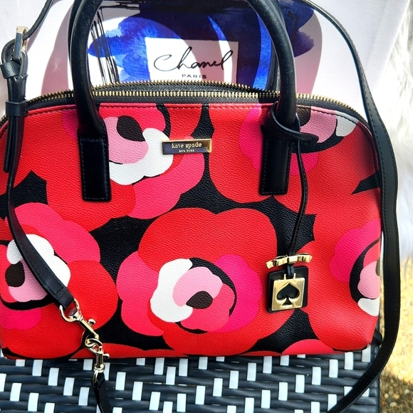 Kate Spade Crossbody/Satchel & Matching Wallet NWOT - Picture 2 of 14